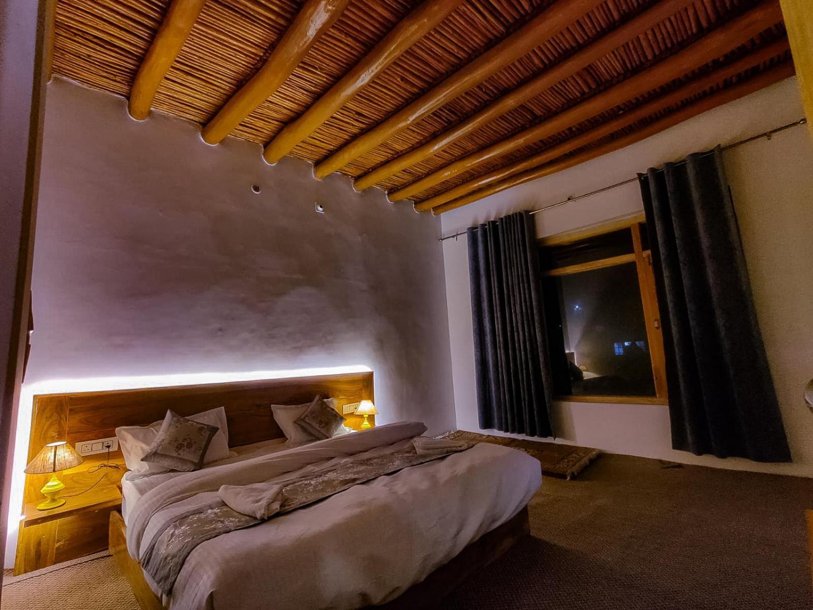 Traveller Nest Hotel Deskit Phòng bức ảnh