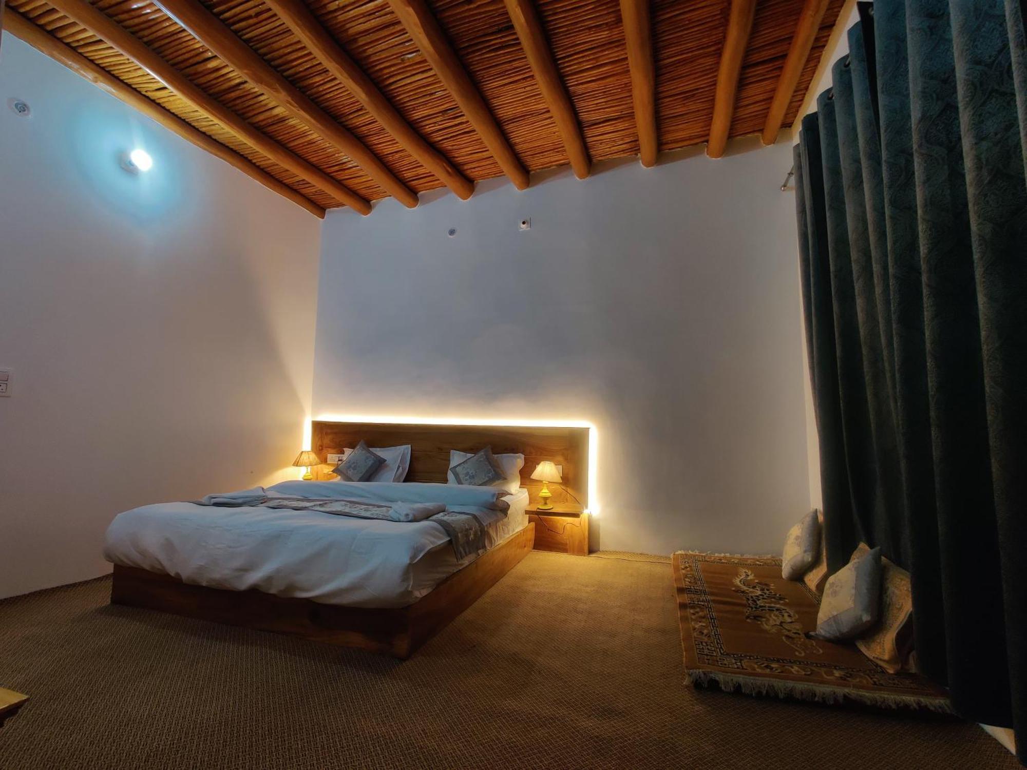 Traveller Nest Hotel Deskit Phòng bức ảnh